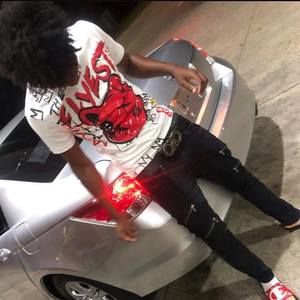 Meet your Posher, Dee